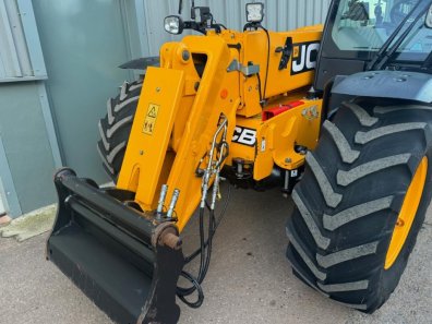 JCB 542-70 AgriXtra