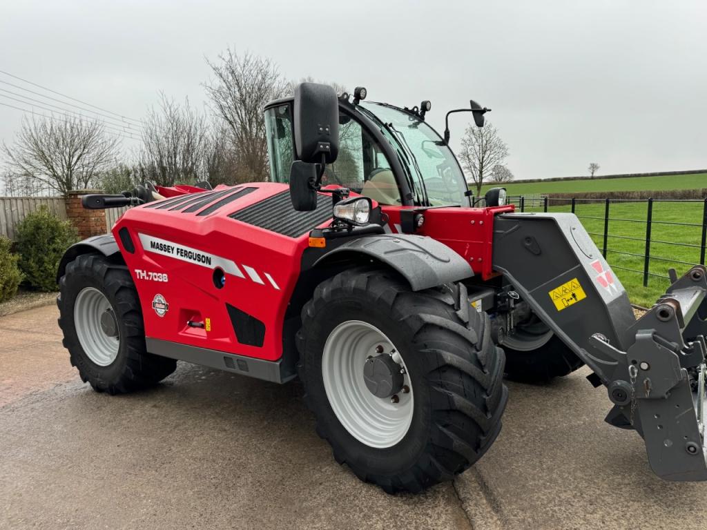 Massey Ferguson TH.7038 telescopic