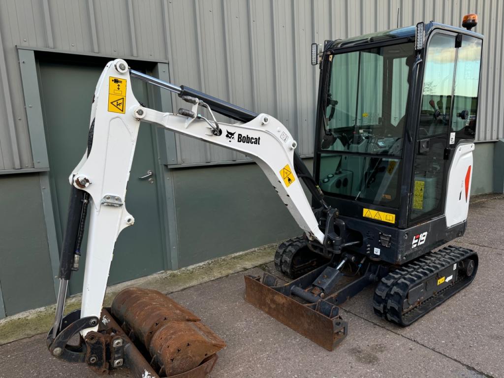 Bobcat E19 excavator