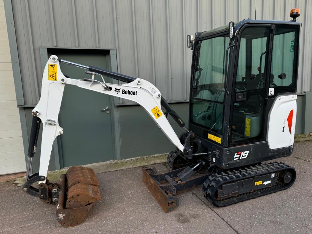 Bobcat E19 excavator