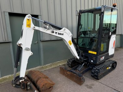 Bobcat E19 excavator