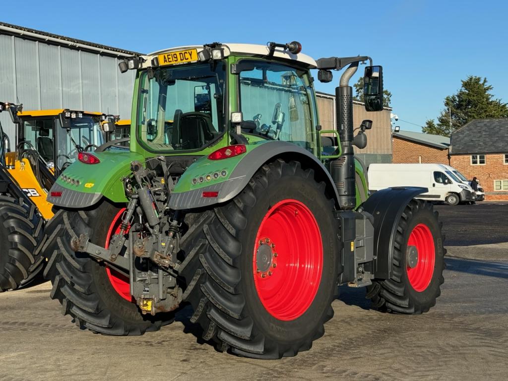 Fendt 724 Profi-Plus