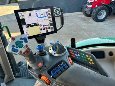 Fendt 724 Profi-Plus