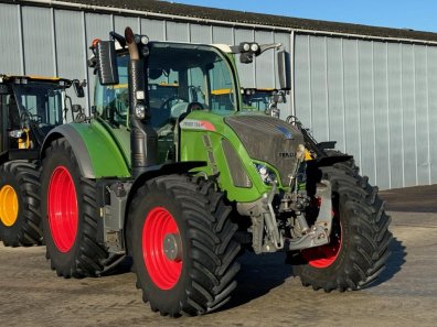 Fendt 724 Profi-Plus