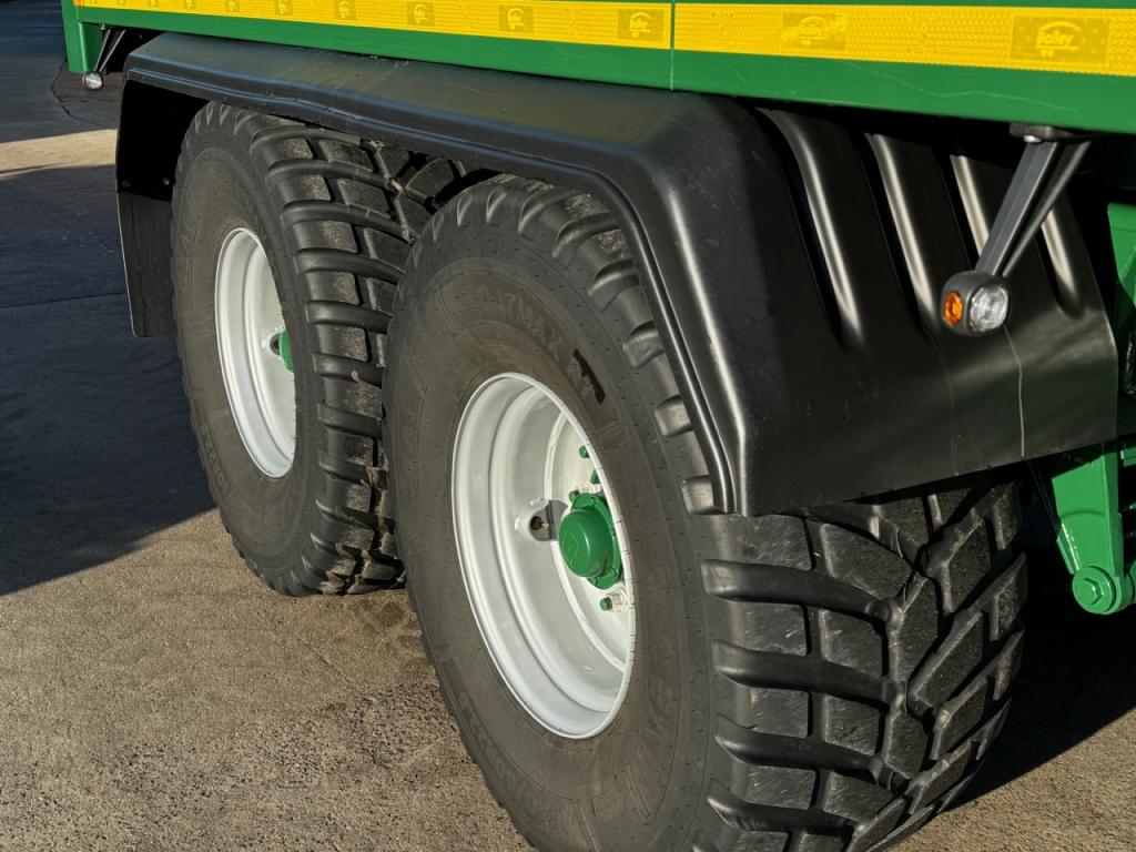 Bailey 16 ton TB silage trailer