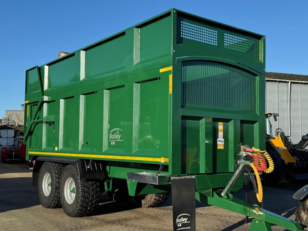 Bailey 16 ton TB silage trailer