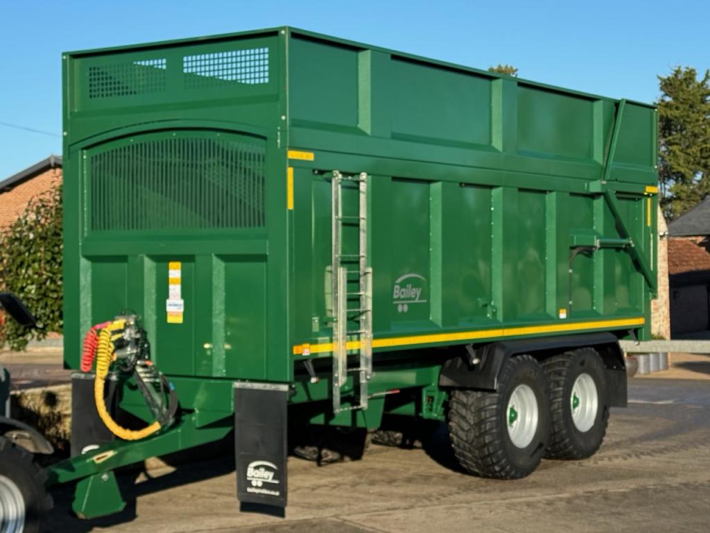 Bailey 16 ton TB silage trailer