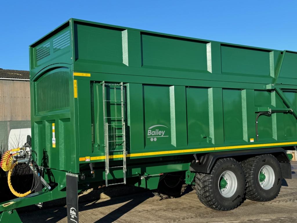 Bailey 16 ton TB silage trailer