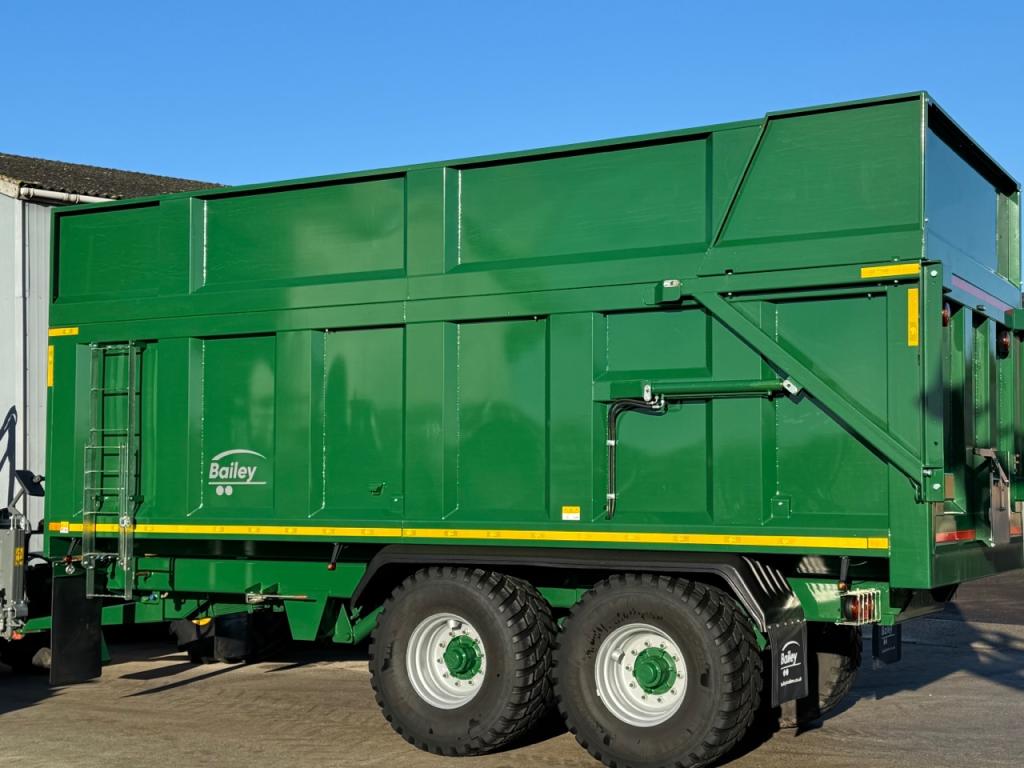 Bailey 16 ton TB silage trailer