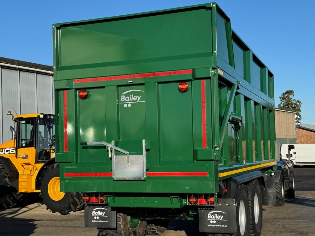 Bailey 16 ton TB silage trailer