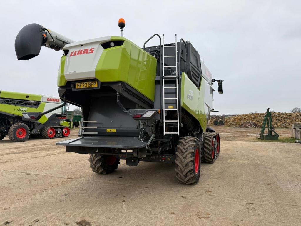 Claas Trion 730TT