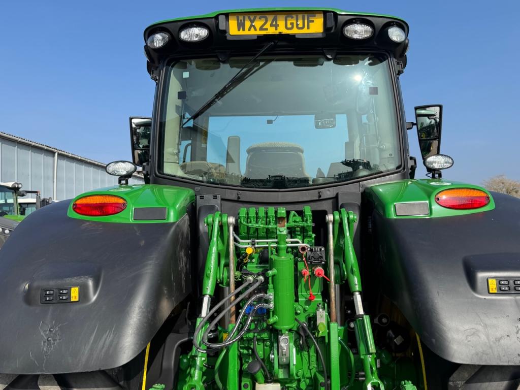 John Deere 6R 185