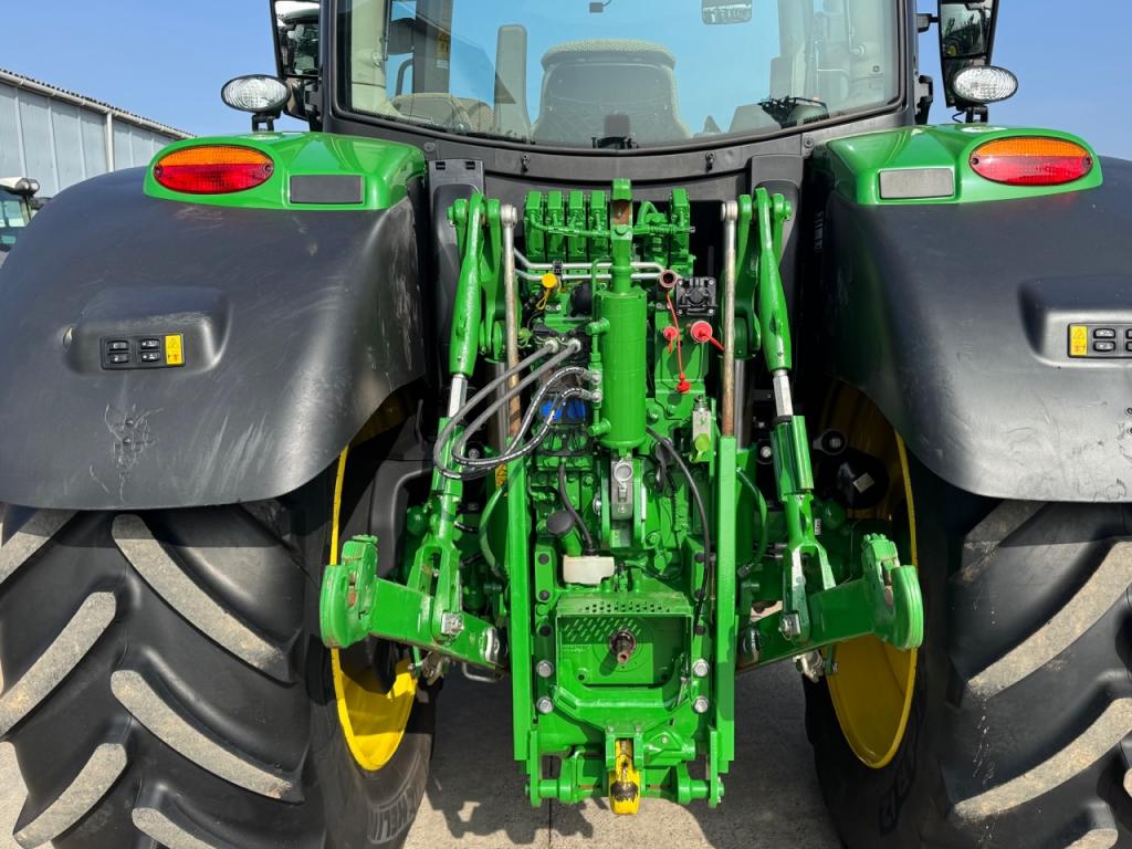 John Deere 6R 185
