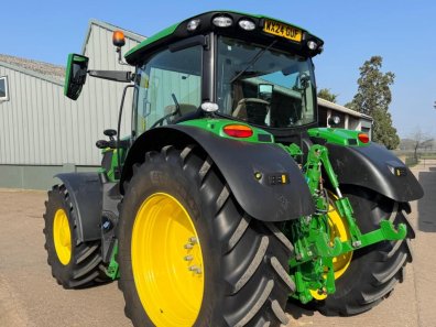John Deere 6R 185