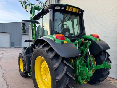 John Deere 6120M