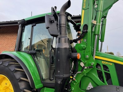 John Deere 6120M