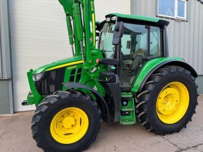 John Deere 6120M