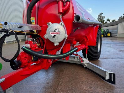 Redrock 3,000 Gallon vacuum tanker