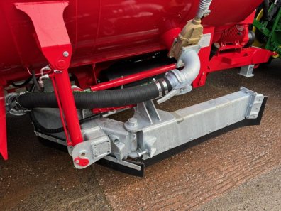 Redrock 3,000 Gallon vacuum tanker