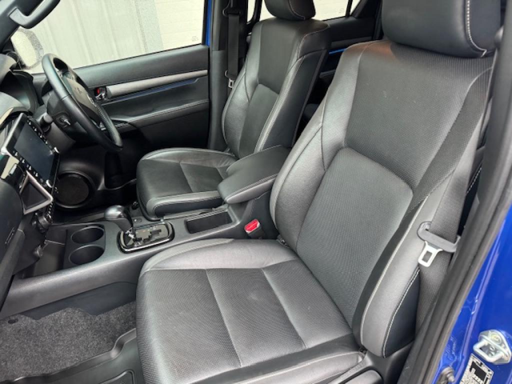 Toyota Hi-Lux Invincible X 2.8 diesel