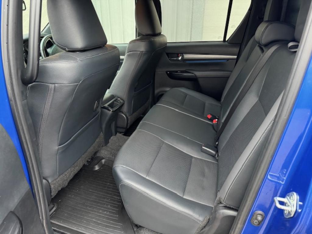 Toyota Hi-Lux Invincible X 2.8 diesel
