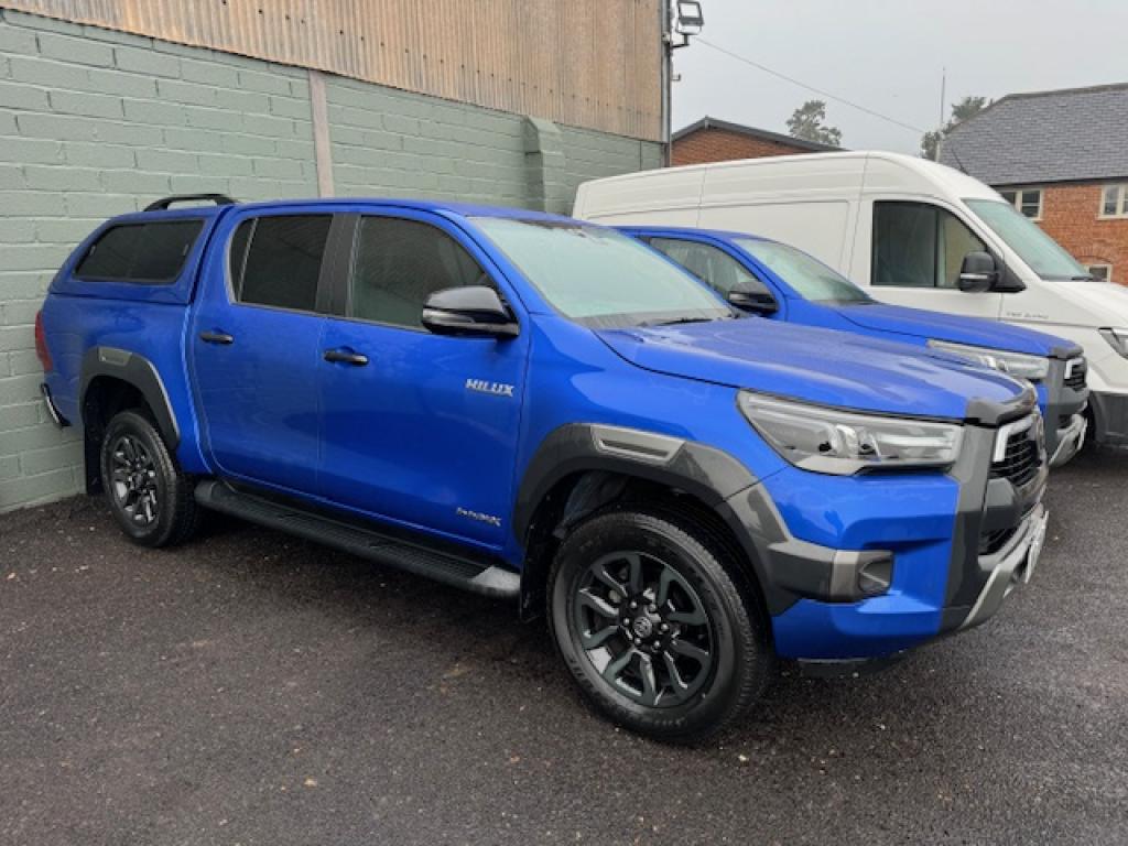 Toyota Hi-Lux Invincible X 2.8 diesel