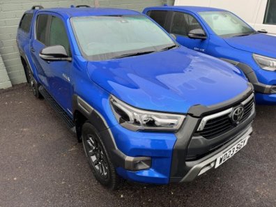 Toyota Hi-Lux Invincible X 2.8 diesel