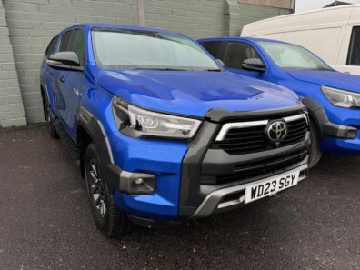 Toyota Hi-Lux Invincible X 2.8 diesel