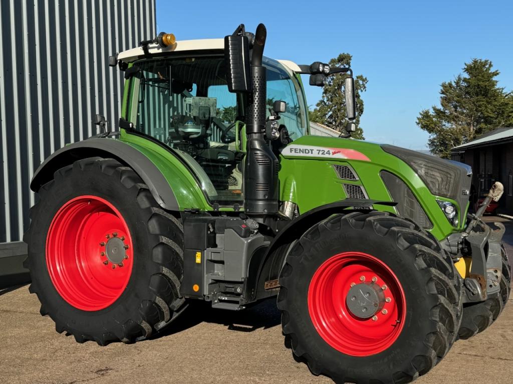 Fendt 724 Profi-Plus