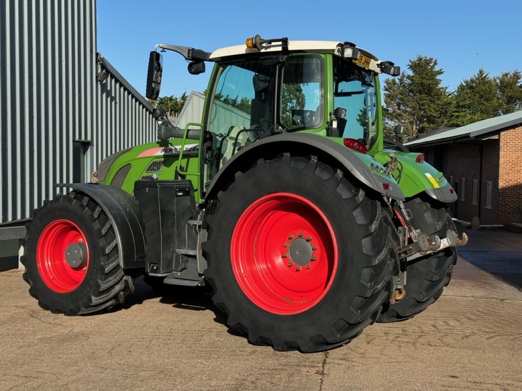 Fendt 724 Profi-Plus