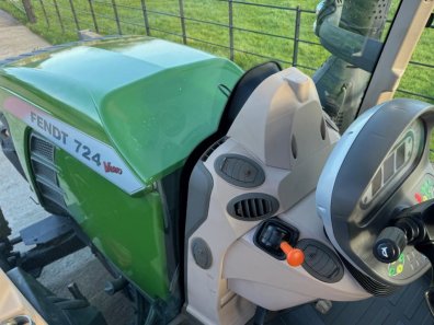 Fendt 724 Profi-Plus