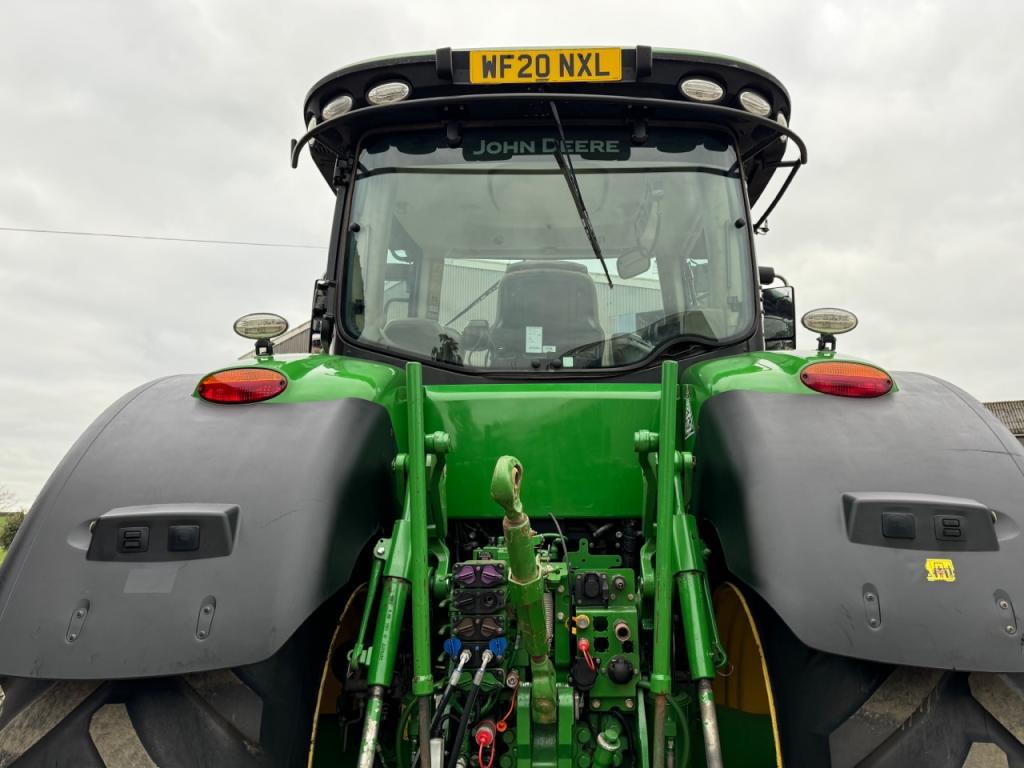 John Deere 7310R