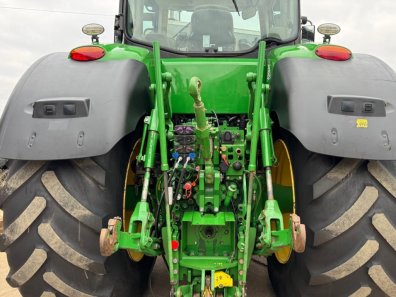 John Deere 7310R