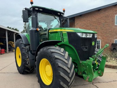John Deere 7310R