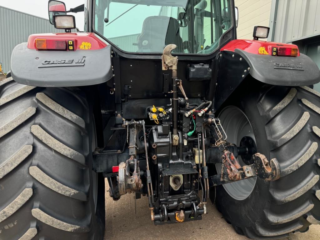 Case MX135