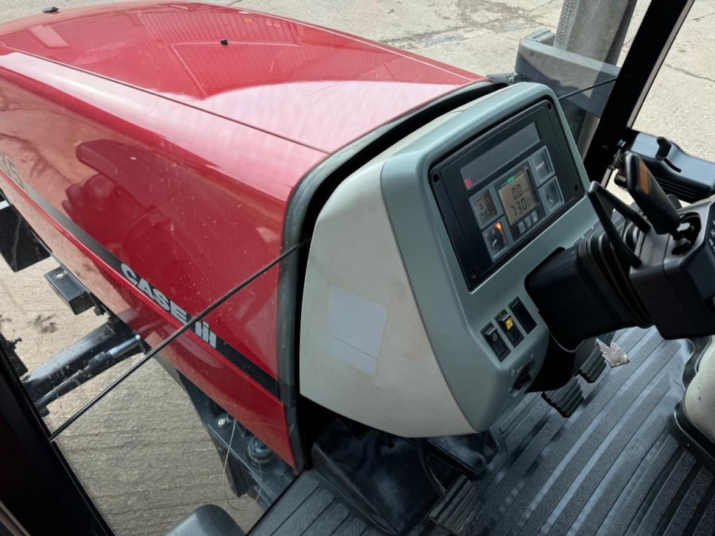 Case MX135