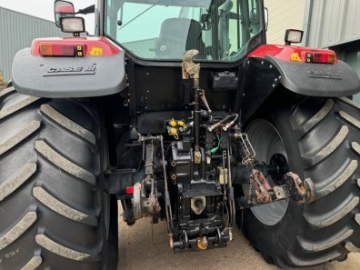 Case MX135
