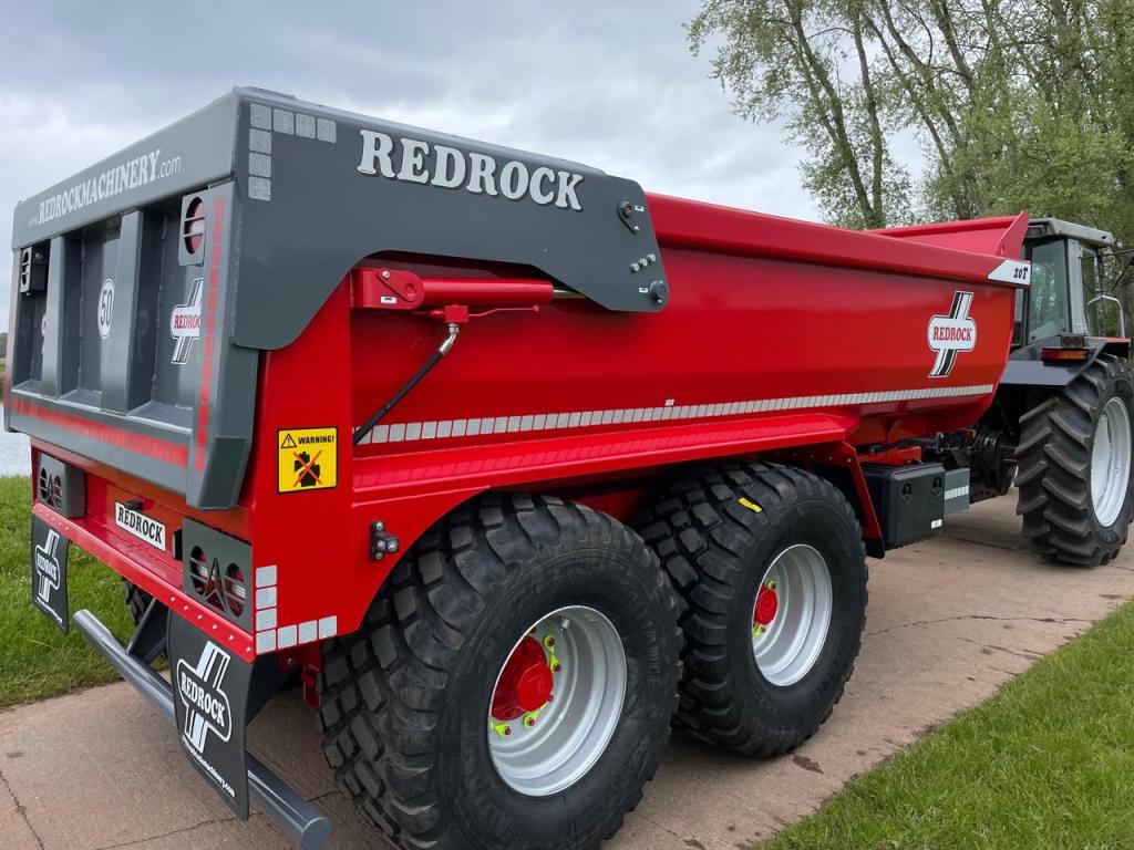 Redrock 20 Ton half pipe dump trailer