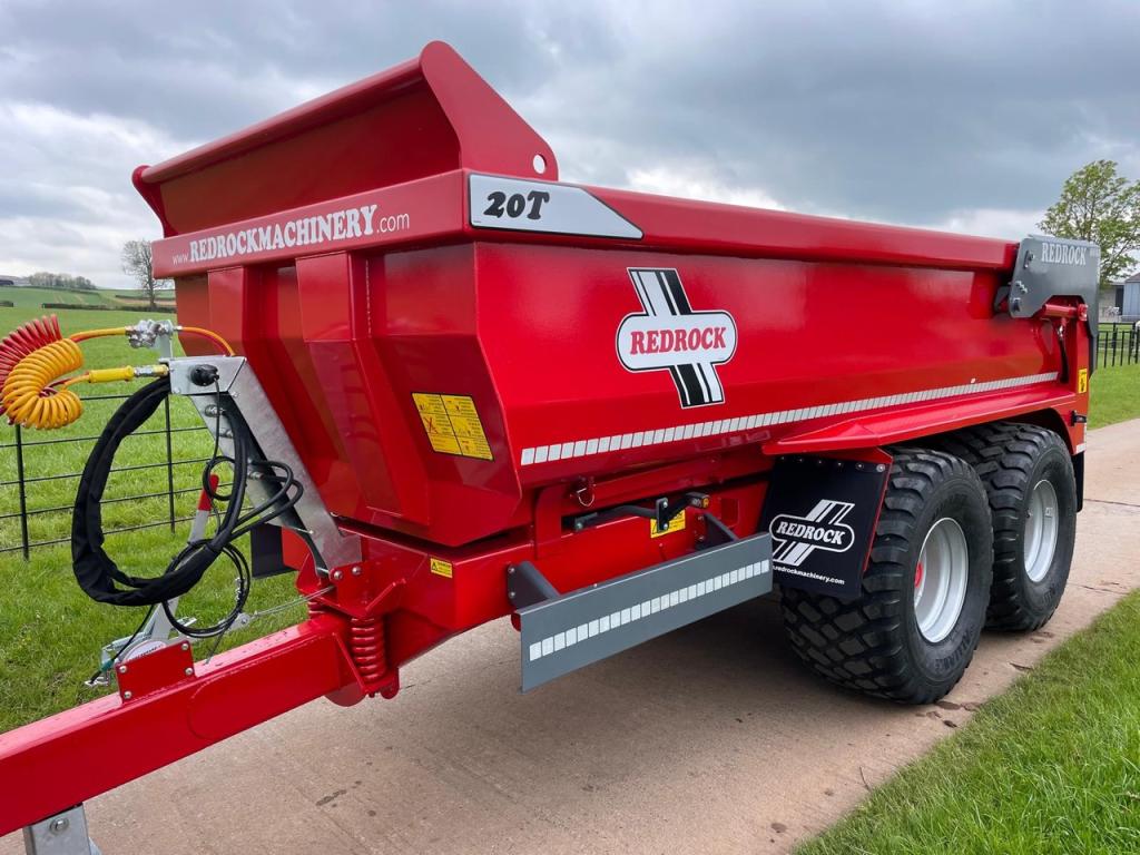Redrock 20 Ton half pipe dump trailer