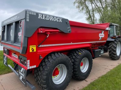 Redrock 20 Ton half pipe dump trailer