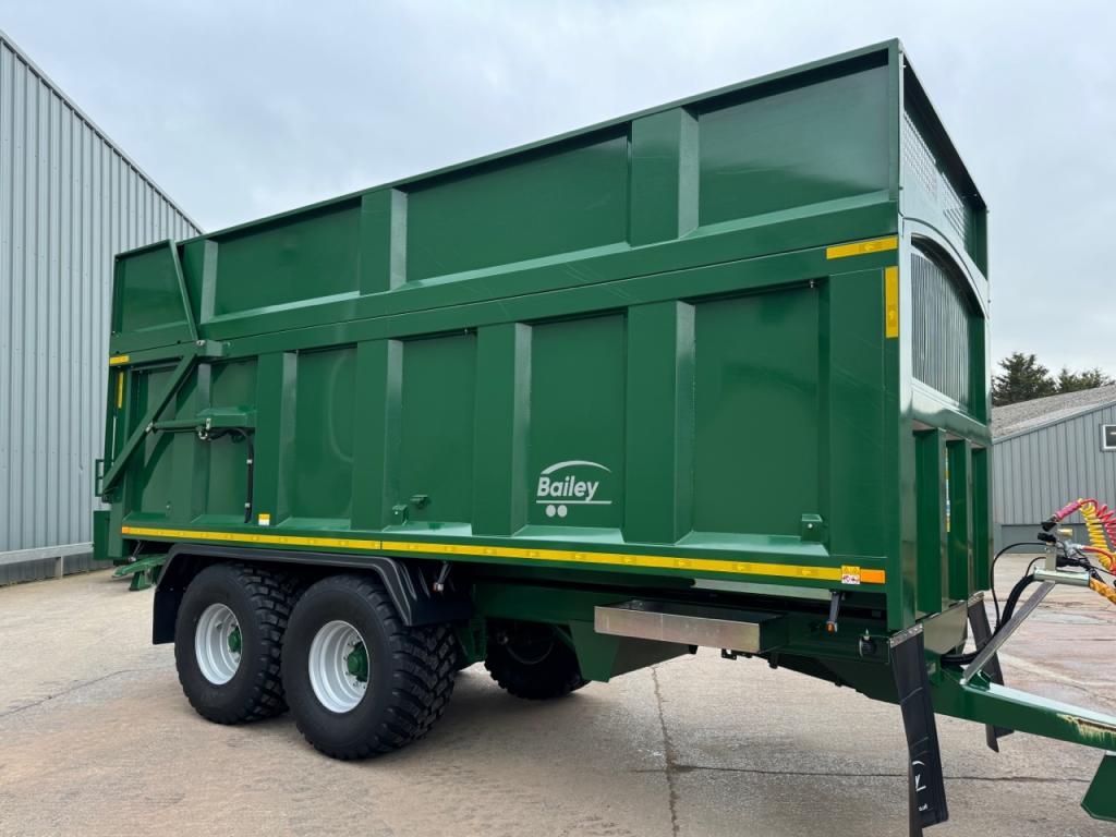 Bailey 16 ton TB silage trailer