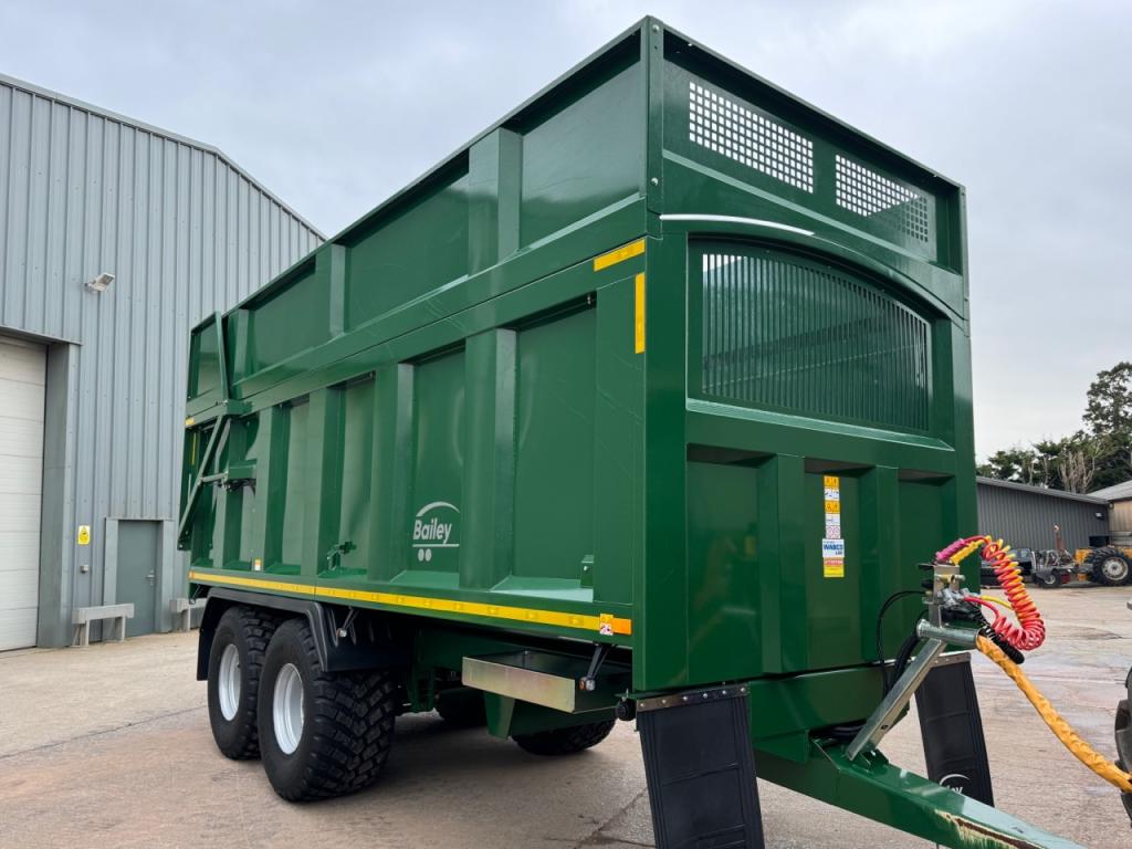 Bailey 16 ton TB silage trailer