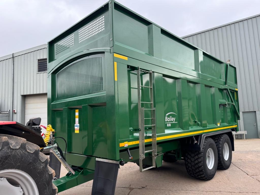 Bailey 16 ton TB silage trailer