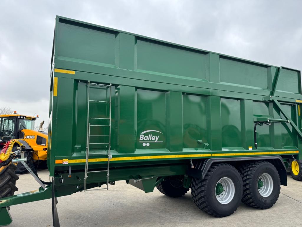 Bailey 16 ton TB silage trailer