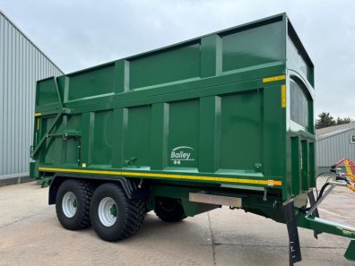Bailey 16 ton TB silage trailer