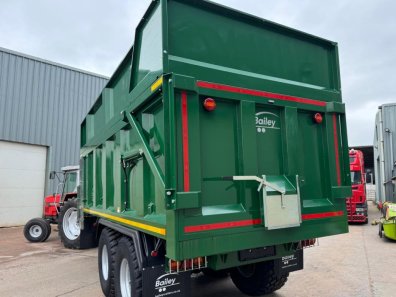 Bailey 16 ton TB silage trailer