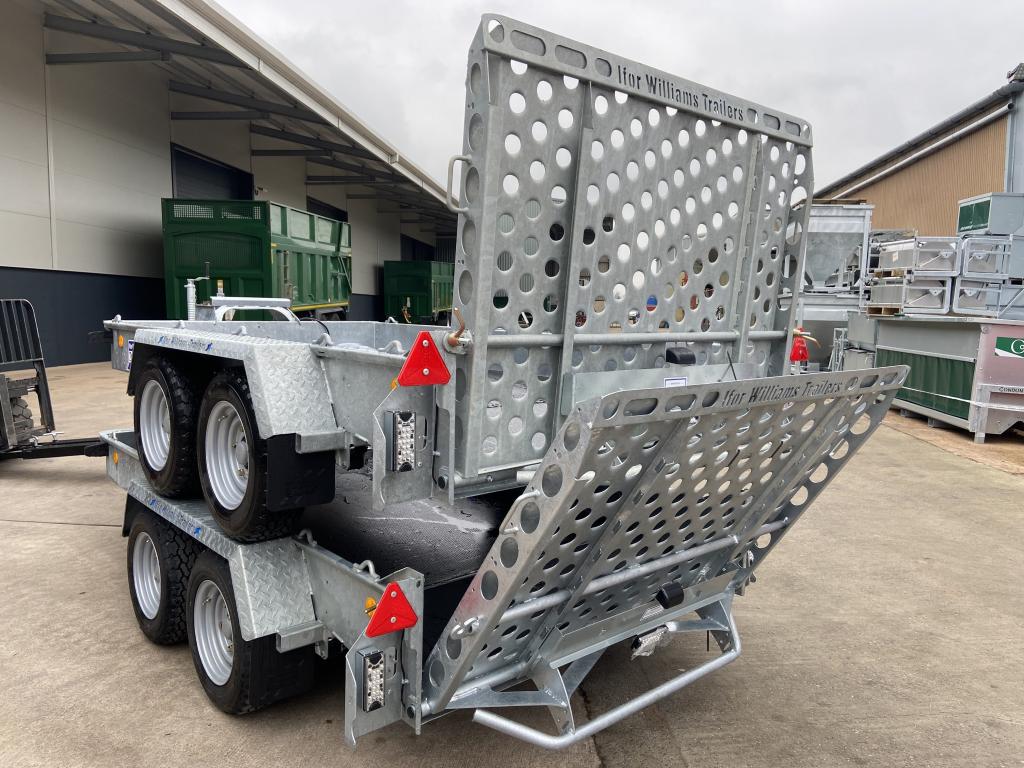 Ifor Williams GH1054 plant trailer