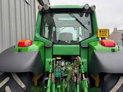 John Deere 6630