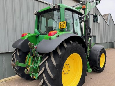 John Deere 6630