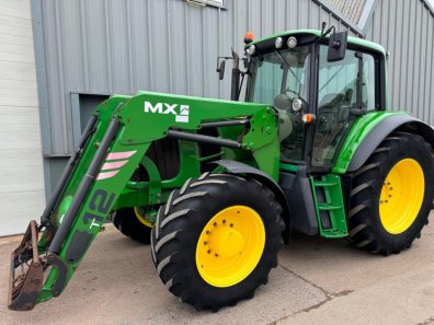 John Deere 6630